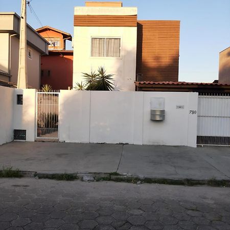 Casa Completa Perto Da Praia Florianópolis Exteriör bild